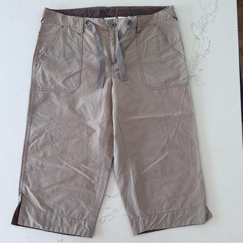 Columbia utility pants cropped capri beige Tan women’s Small 90s